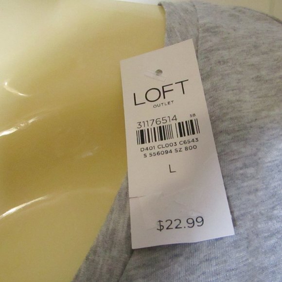 LOFT Short Sleeve Scoop Neck Light Gray Tee Shirt Top Size Large - Picture 3 of 3